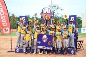 Halcones de Santiago se coronan campeones Clásico Pequeñas Ligas