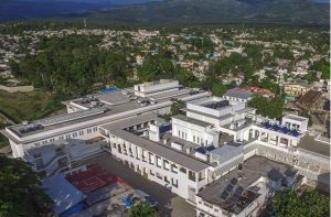 Otro hospital de Haití cierra sus puertas por huelga y protestas