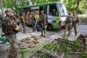 UCRANIA: Ejército avanza hasta la frontera rusa en región de Járkov