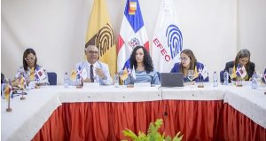 JCE concluye cumbre de mujeres; reafirma compromiso democracia