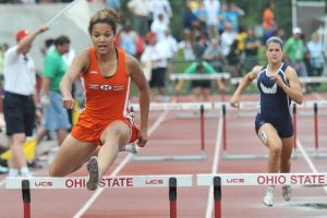 Duelo en las vallas femeninas del Clásico Atletismo Félix Sánchez 