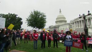 EE.UU: Cientos personas exigen en Capitolio mas control armas