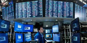 Mercados bursátiles mundiales se hunden debido alta inflación EU