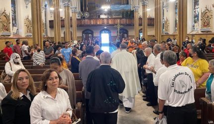 FILADELFIA: Celebran misa en memoria Orlando Jorge Mera FILADELFIA: Celebran misa en memoria Orlando Jorge Mera
