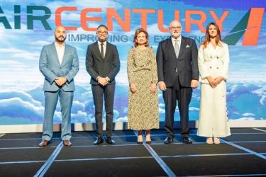 Aerolínea dominicana Air Century celebra su 30 aniversario
