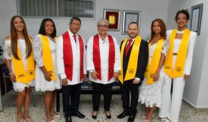 Instituto Dominicano Cardiología gradúa a nuevos especialistas