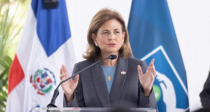 Vicepresidenta queda a cargo del Ministerio Medio Ambiente de RD imagen