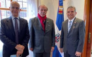 URUGUAY: Embajada Rep. Dominicana inaugura sede