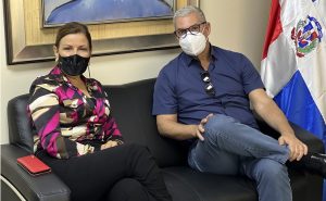 Gonzalo Castillo visita a Margarita Cedeño y anuncia su respaldo