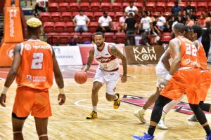 Indios y Reales obtienen triunfos en la Liga Nacional de Baloncesto