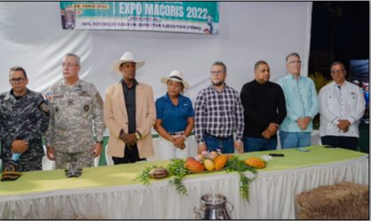 SPM: Celebran con éxito Feria Agrícola; la dedican Director FEDA