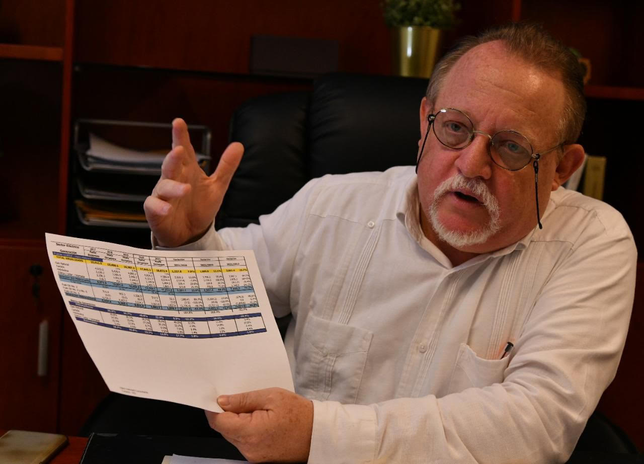 Economista dice conversión a gas natural ahorra millones Gobierno imagen