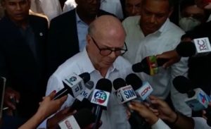 Hipólito: Sentí tiriquito al saber  que Carolina llegaba a despacho Orlando