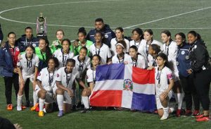 Fútbol femenino cosecha triunfos y avanza en República Dominicana