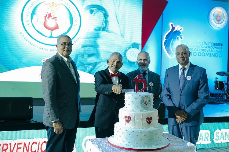 Cumple 15 años el Centro Cardiovascular Santo Domingo imagen