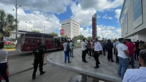 2,500 personas evacuadas en 6 minutos en simulacro Ágora Mall