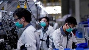 Manufactura china repuntó en junio por relajación medidas covid