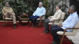 El presidente de Cuba recibe al izquierdista de RD Miguel Mejía