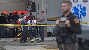 EU: Cuatro personas muertas y dos heridas deja tiroteo en ‘mall’