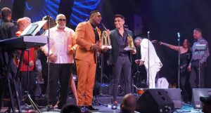 Yiyo Sarante gana máximo galardón Premios Conga 2022
