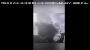 Se registra incendio en oficina de la DGA en Santo Domingo Norte