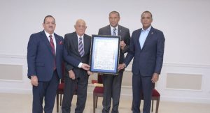 El Senado reconoce al ortopedista Eliseo Rondón Sánchez 