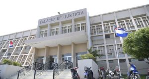 Imponen 10 años prisión hombre trasladaba a 27 haitianos ilegales
