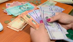 Cepal: Salarios RD se contrajeron 10% en 2021 respecto a 2019