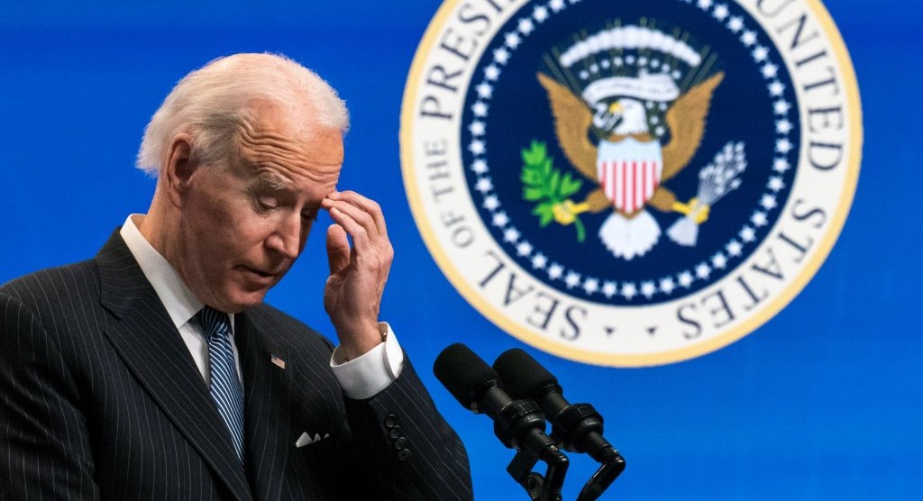 Biden dice sentirse indignado por asesinato primer ministro Japón imagen