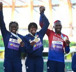 Paulino, Cofil y Feliz a semifinales en 400 metros Mundial Atletismo