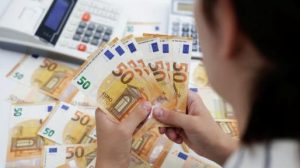 La paridad del euro y el dólar preocupa gobiernos de Eurozona