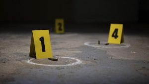 MONTECRISTI: Militar mata una mujer, hiere esposo y se suicida