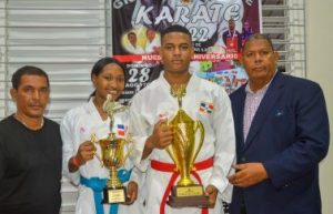 Yamilet Pérez y Breilyn Rosario ganan Champion Karate Santiago