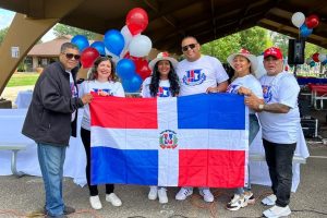 MINNESOTA: INDEX reconoce dominicanos destacados durante un picnic