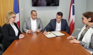 P. RICO: Consulado y Ferries del Caribe firman acuerdo beneficiaría obreros RD