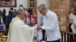 LA VEGA: Obispo elogia rapidez de ayudas a afectados por Fiona
