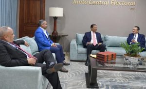 Dirigentes piden la JCE intervenga el PRSC debido a irregularidades Dirigentes piden la JCE intervenga el PRSC debido a irregularidades