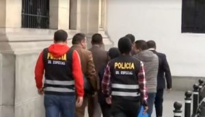 PERU: Fiscalía entra al palacio en busca de grabaciones de cámaras