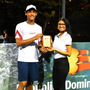 Estelares juveniles ganan el Torneo Nacional de Tenis 2022