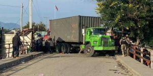 HAITI: Camioneros bloquearon puente que da acceso a Dajabón