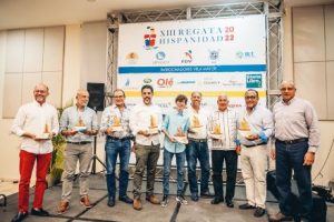 Premian a los ganadores de la Regata Hispanidad 2022