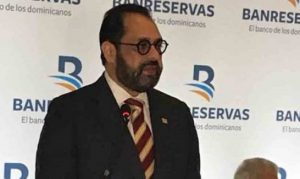 Asaltan exsubadministrador del Banco de Reservas  en su vivienda