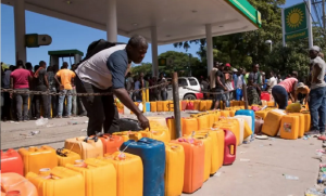 Gasolina subsidiada en la RD es vendida a altos precios en Haití