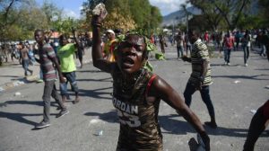 HAITÍ: Intervención, combustible y cólera marcaron semana crítica