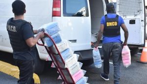SDE: DNCD ocupa 62 paquetes de cocaína en el puerto Sans Souci