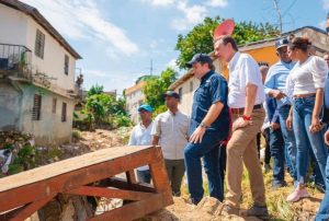 Bisonó: Gobierno no abandonará a los afectados por las inundaciones