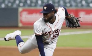 Javier lidera juego sin hits; Astros igualan la Serie Mundial Beisbol