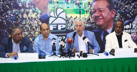 Fuerza Pueblo ve Abinader está desinformado sobre drenajes SD