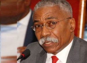 Piden renuncia de presidente del Senado Haití tras acusación EEUU
