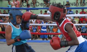 Nacional de boxeo infantil escolar inicia en el Pabellón de Esgrima